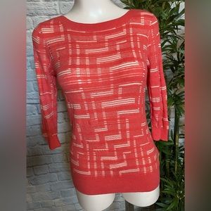 DKNY Women’s Orange and White Geometric Pattern 3/4 Length Sleeve Light Sweater